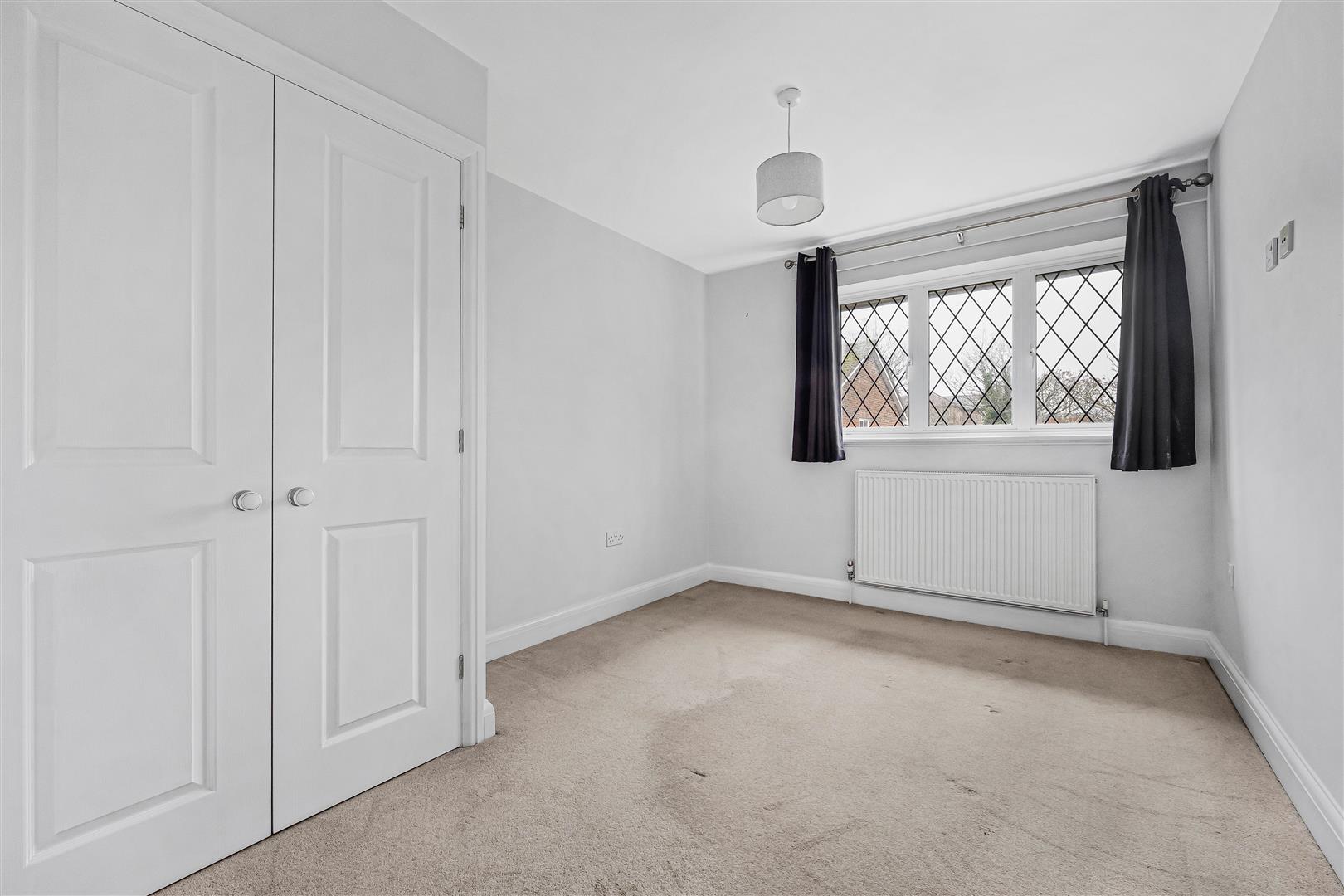 The Willows Caversham Maisonette for sale in Reading