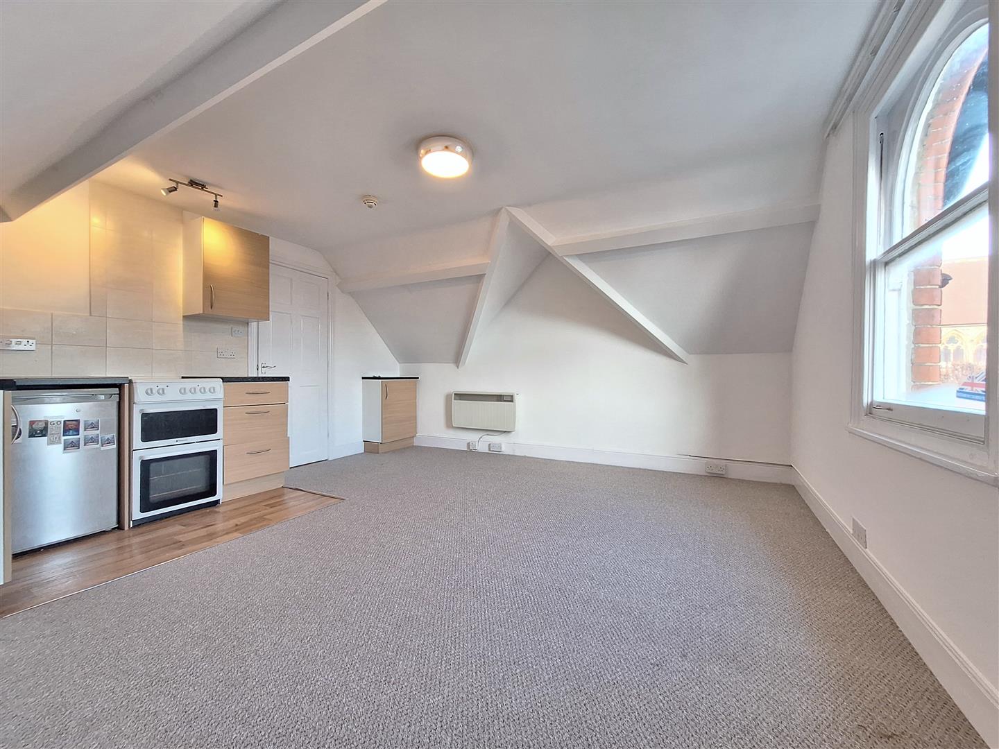 Downshire Square Reading Flat to let in Reading
