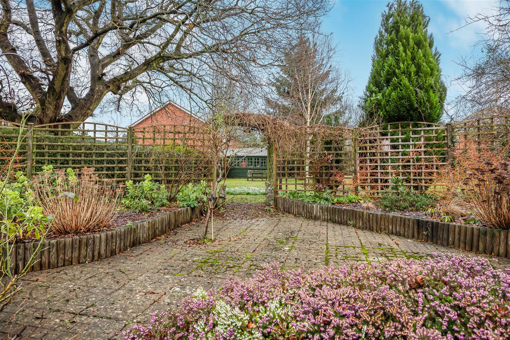 Kidmore End Road Emmer Green Detached Bungalow for sale in Reading