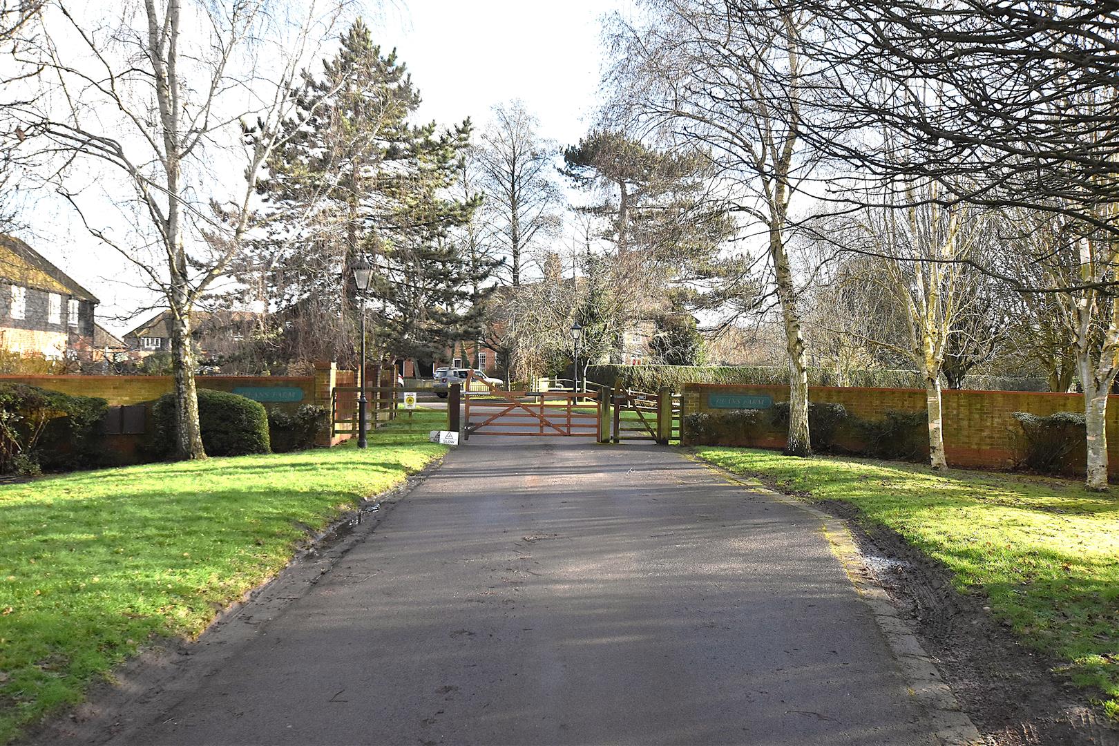 The Causeway Caversham Town House for sale in Reading