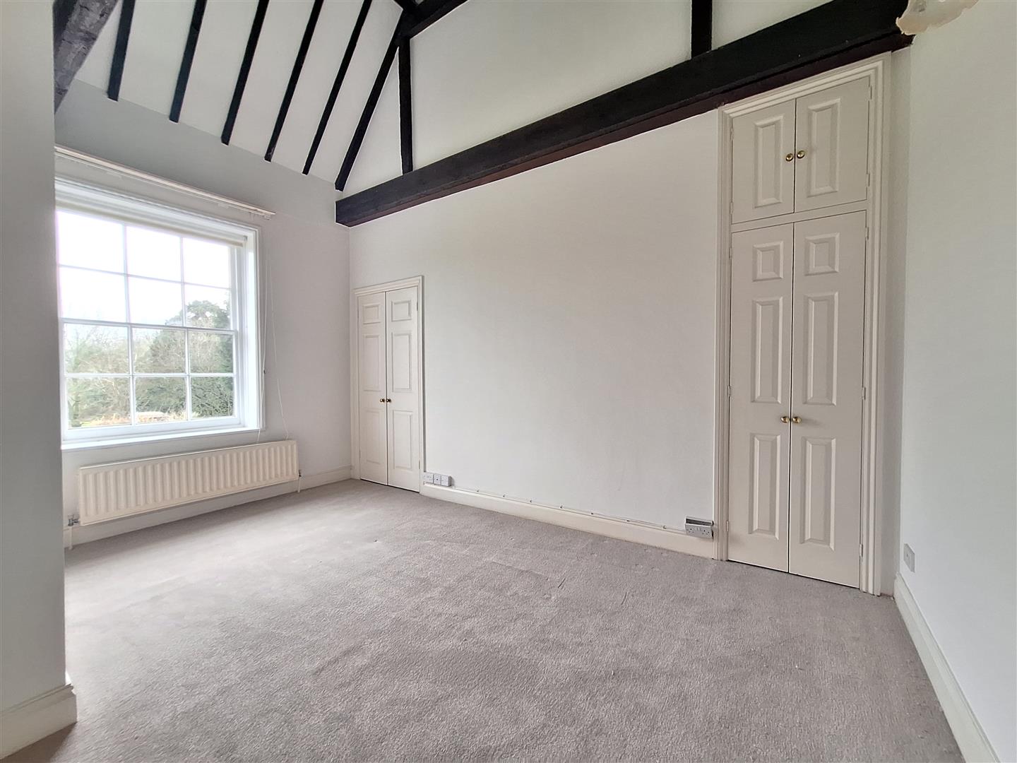 The Causeway Caversham Town House for sale in Reading