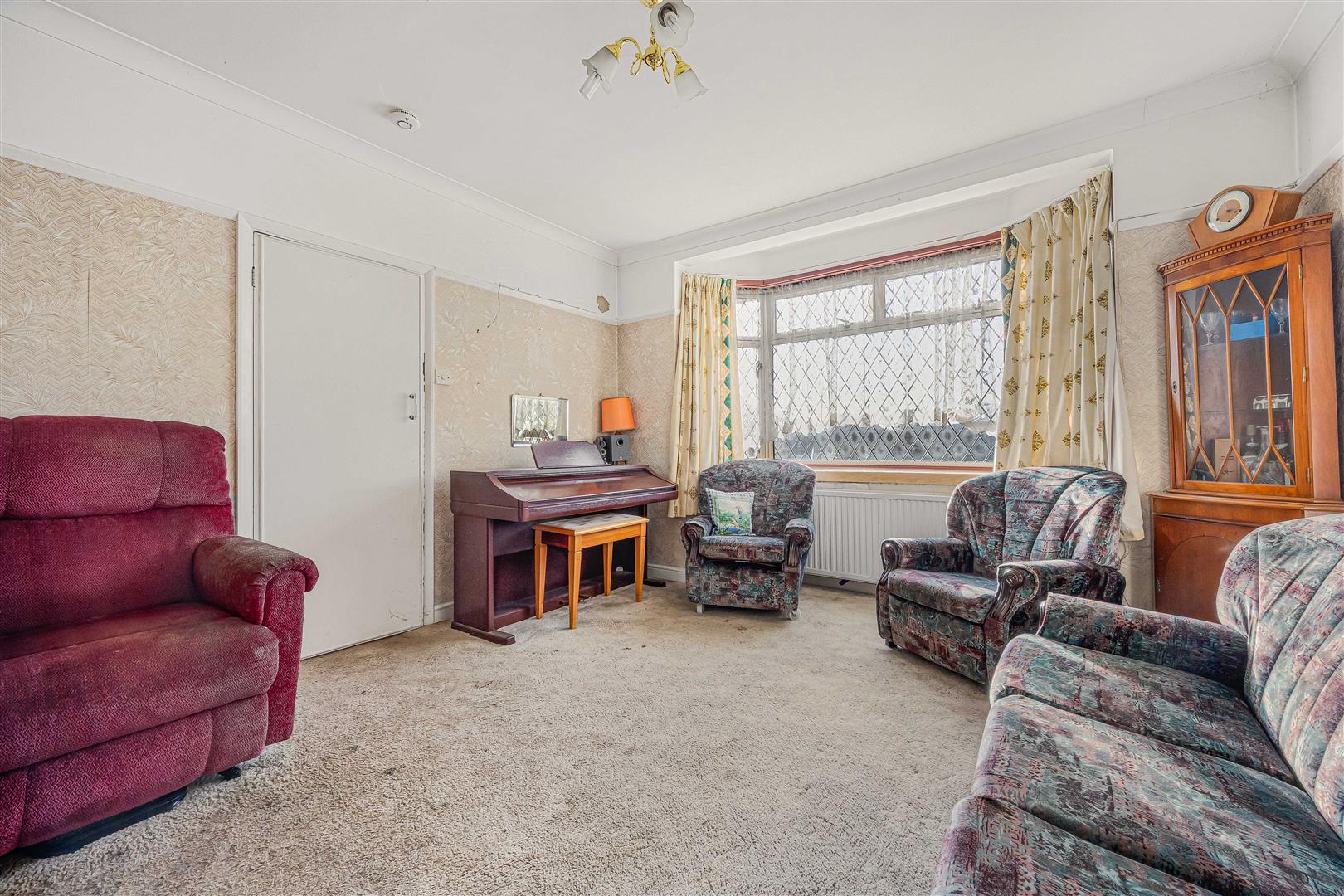 Sandown Avenue Calcot Detached Bungalow for sale in Reading