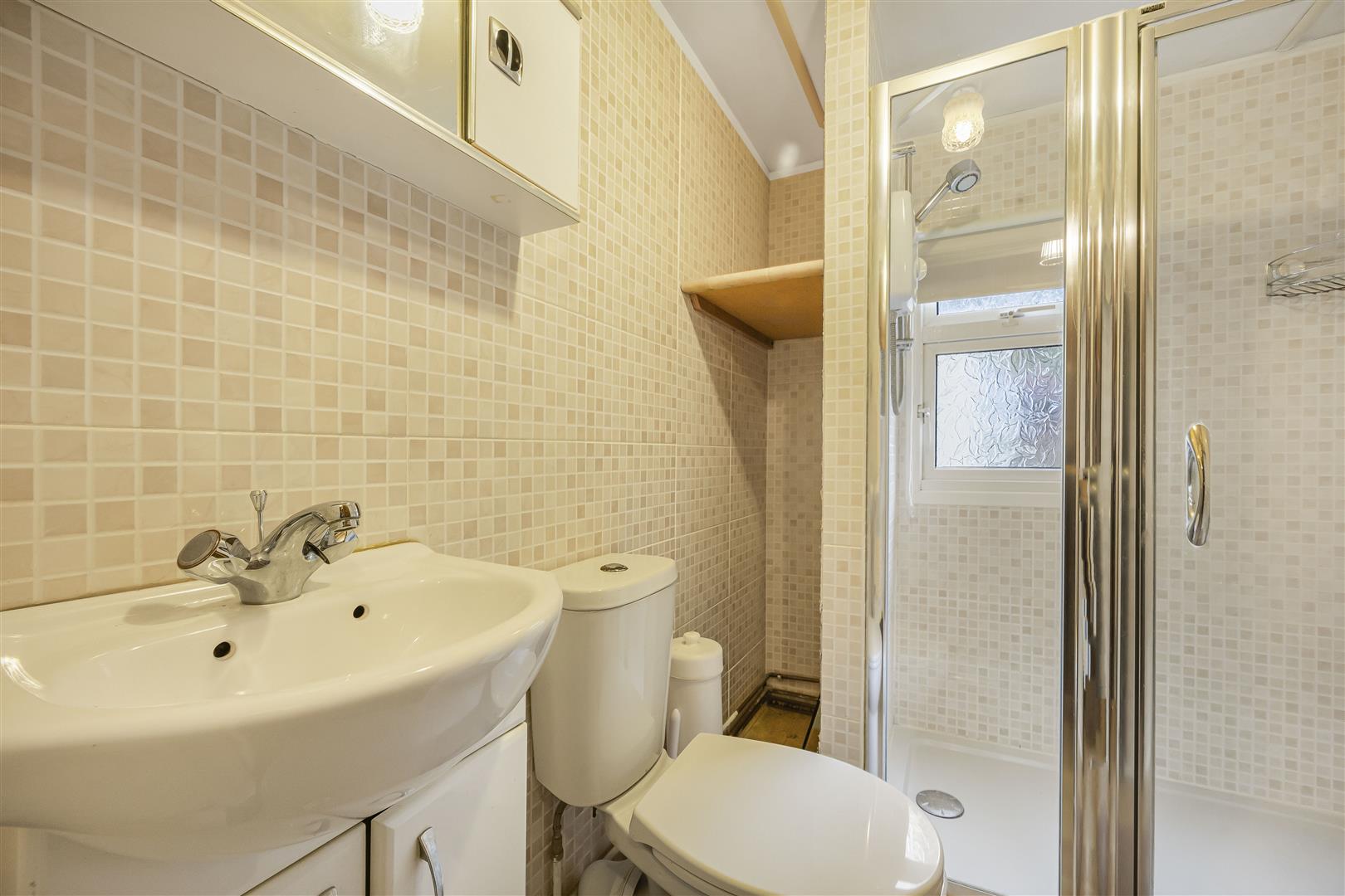 Peppard Road Emmer Green house for sale in Reading