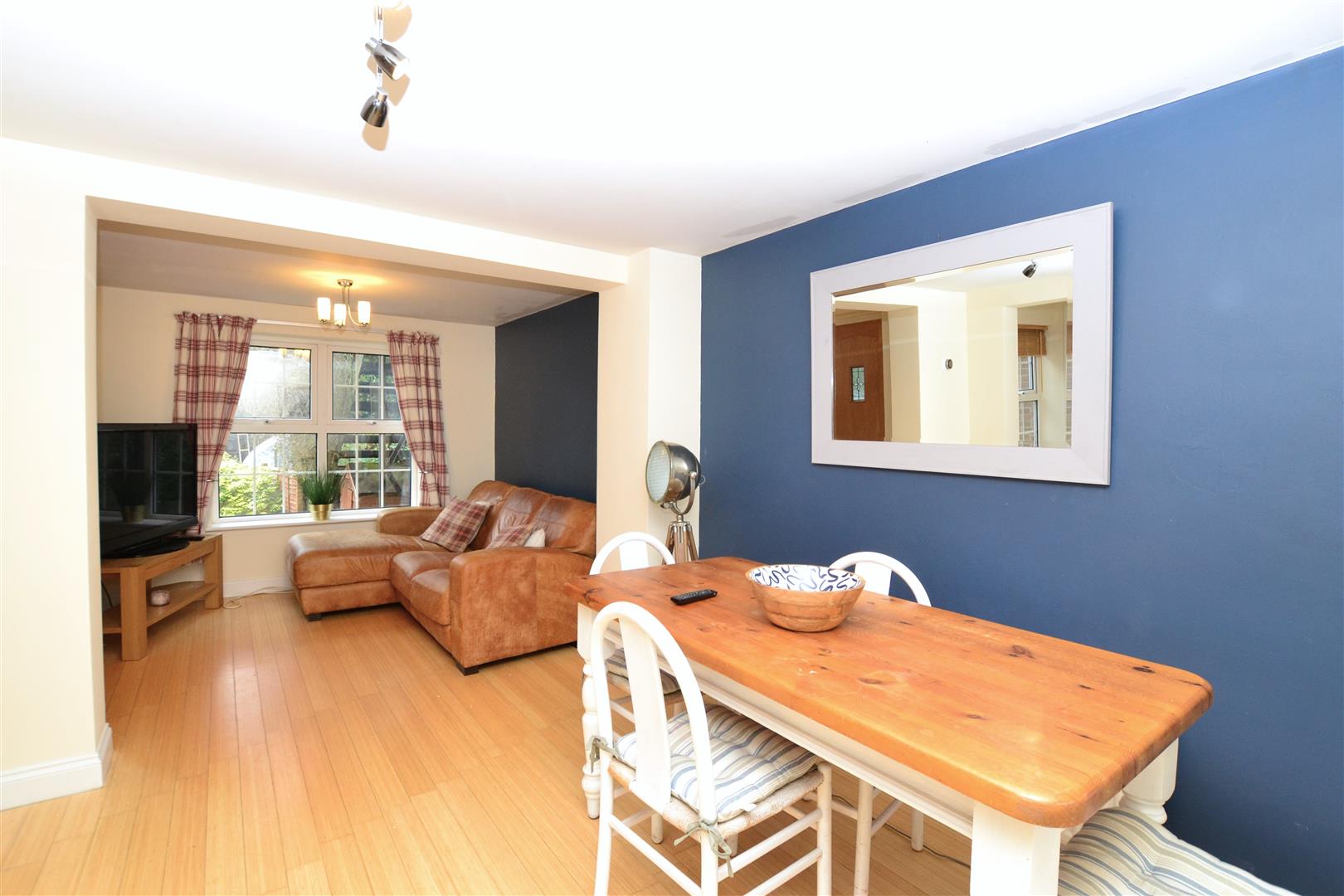 Zinzan Street  Flat to let in Reading