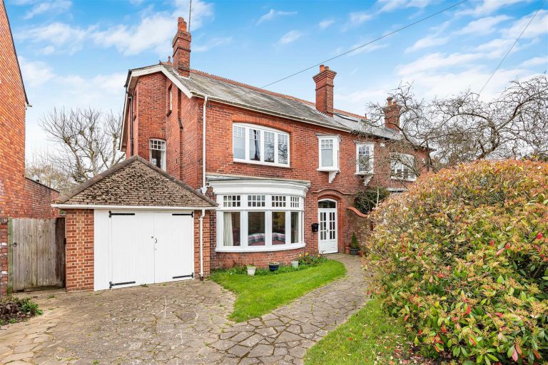 Albert Road, Caversham, Reading