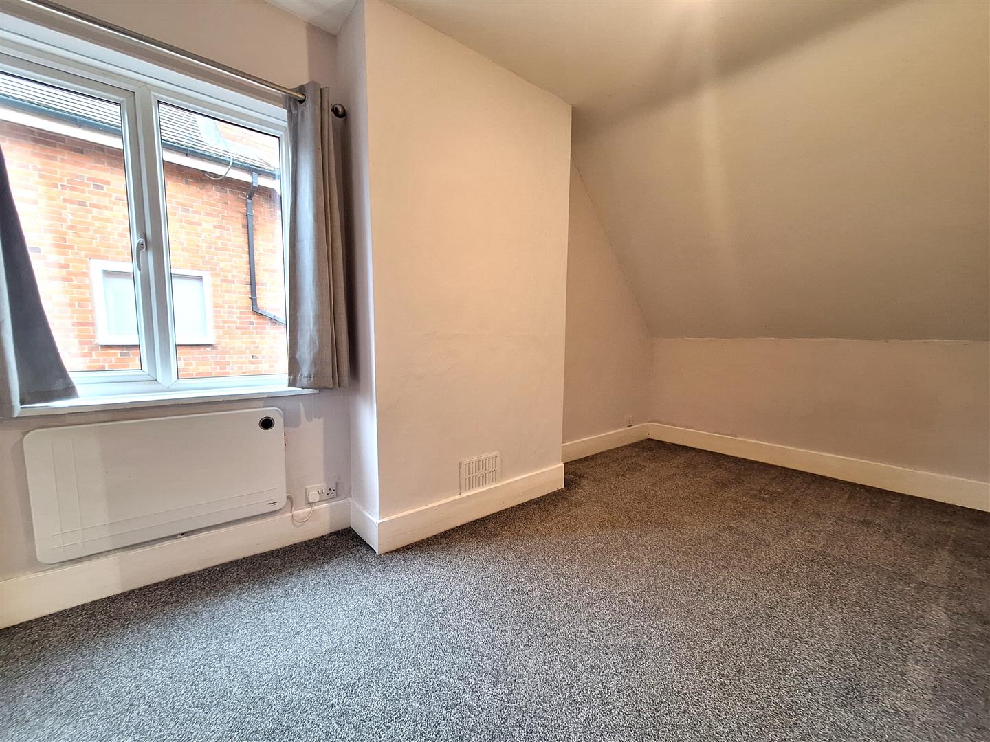 Woodcote Road Caversham Flat to let in Reading