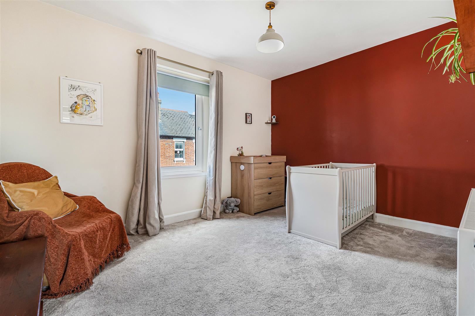 South Street Caversham Terraced House for sale in Reading