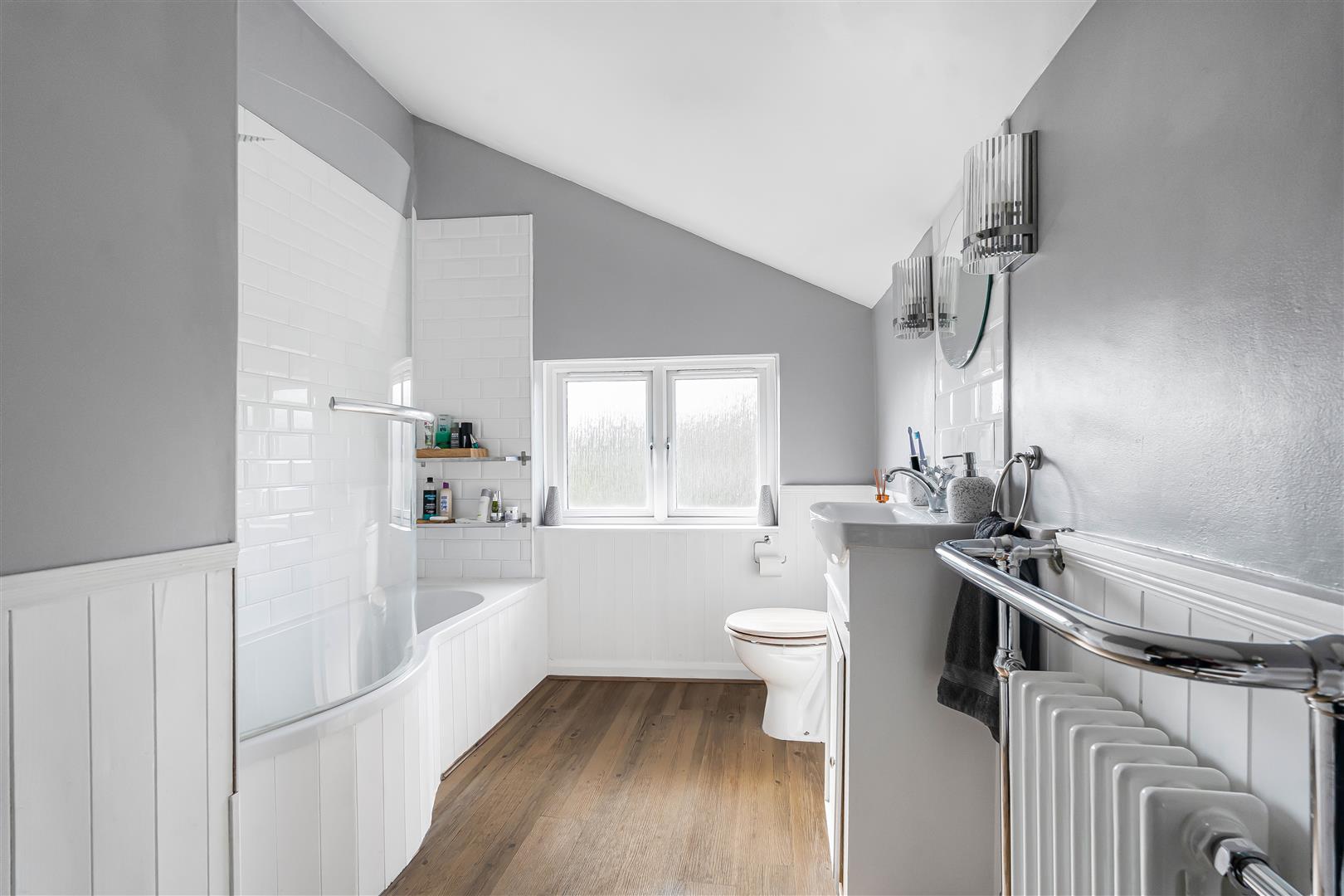 South Street Caversham Terraced House for sale in Reading