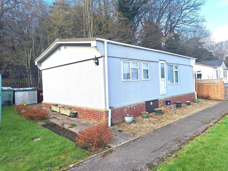 Peppard Road, Caversham, Reading