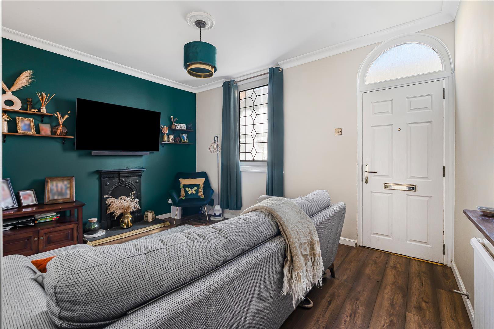 South Street Caversham Terraced House for sale in Reading