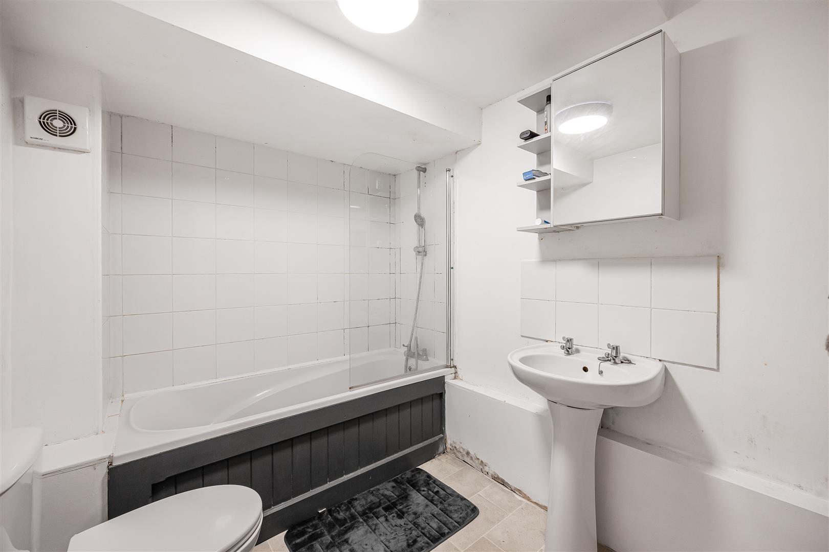 Russell Street  Flat for sale in Reading