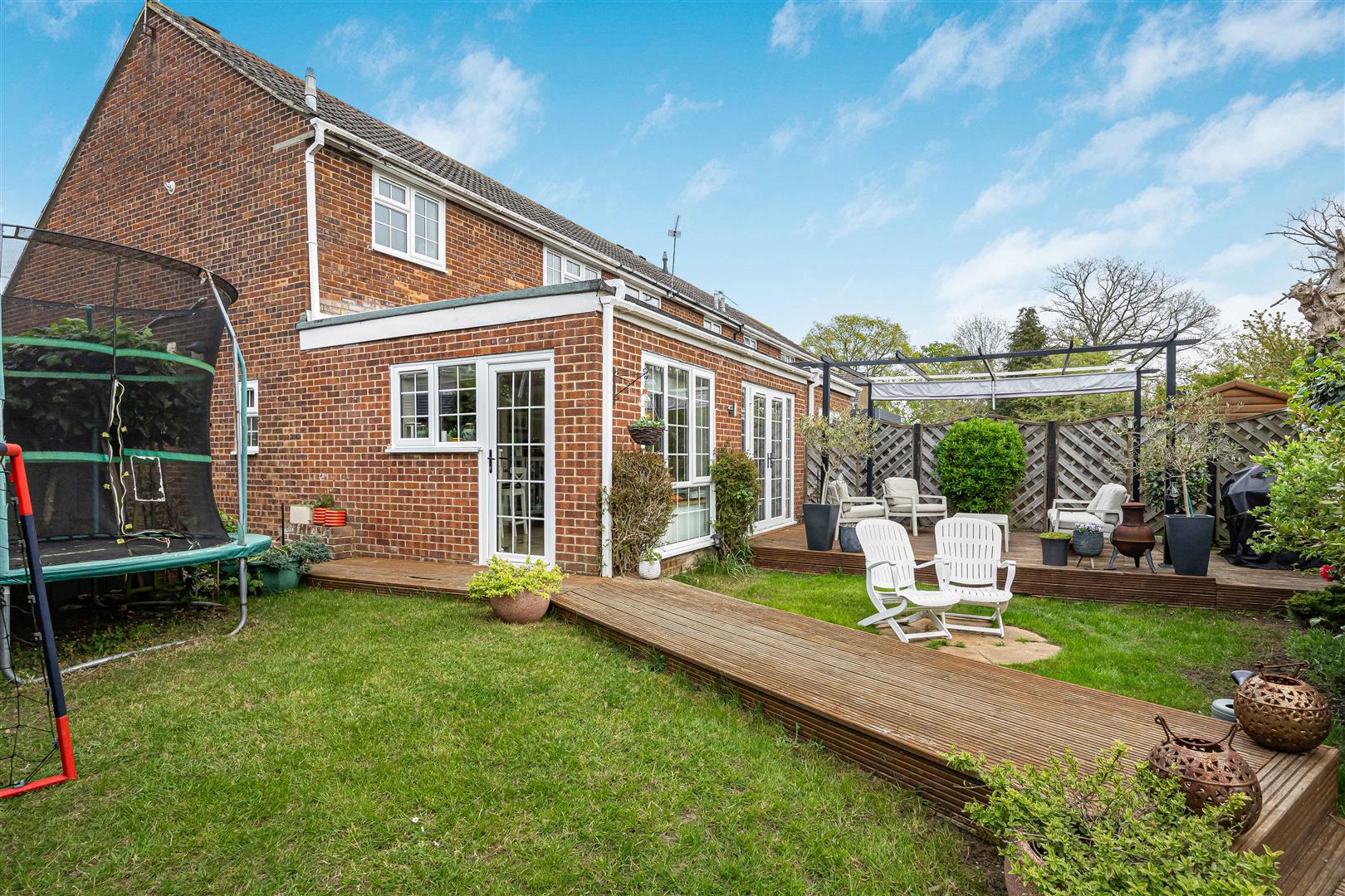 Ashwood Close Tilehurst Semi-Detached House for sale in Reading