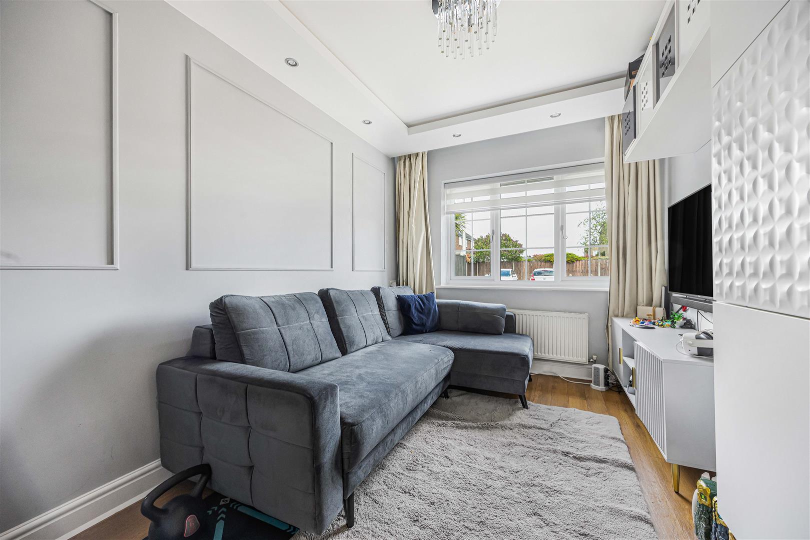 Ashwood Close Tilehurst Semi-Detached House for sale in Reading