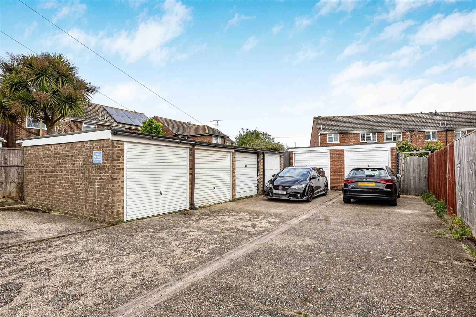 Ashwood Close Tilehurst Semi-Detached House for sale in Reading
