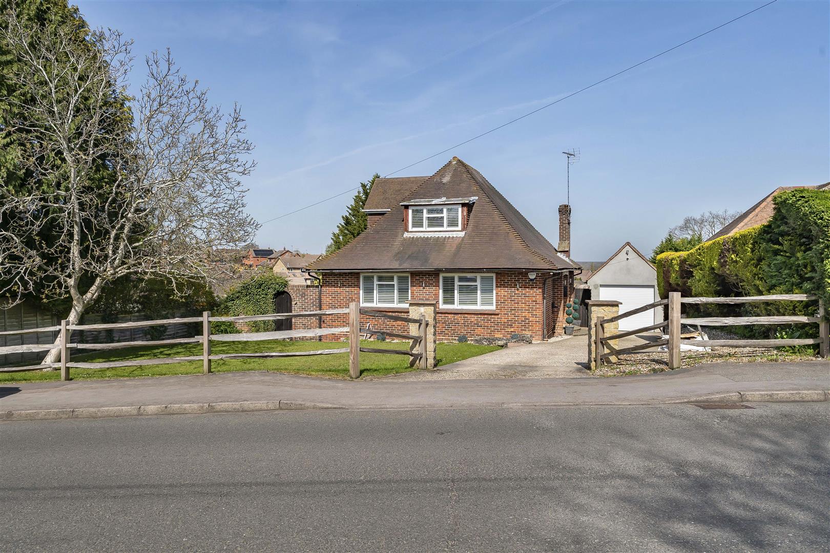 Chapel Hill, Tilehurst, Reading, RG31 5DH
