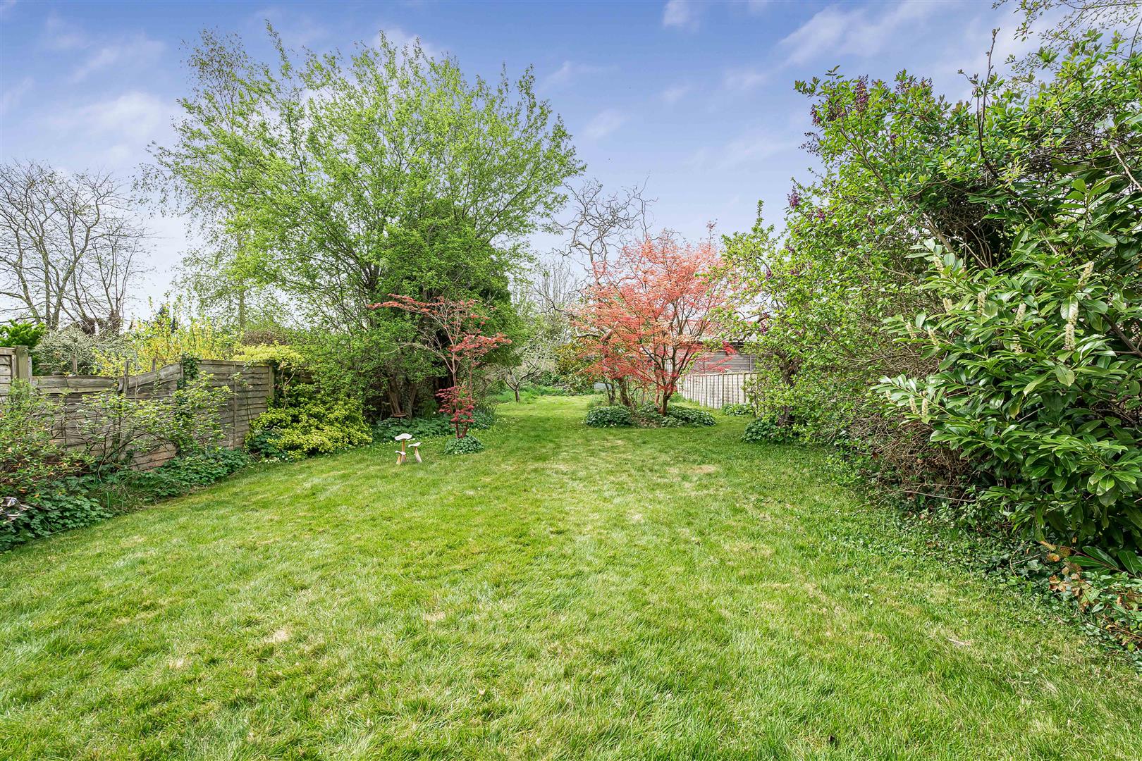 Woodcote Way Caversham Semi-Detached House for sale in Reading