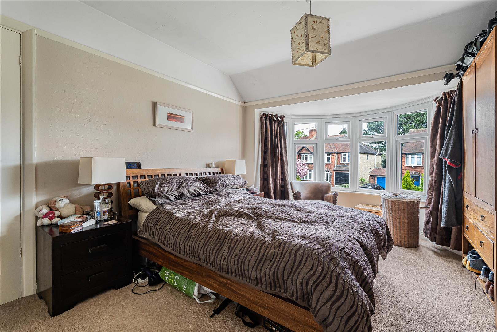 Woodcote Way Caversham Semi-Detached House for sale in Reading