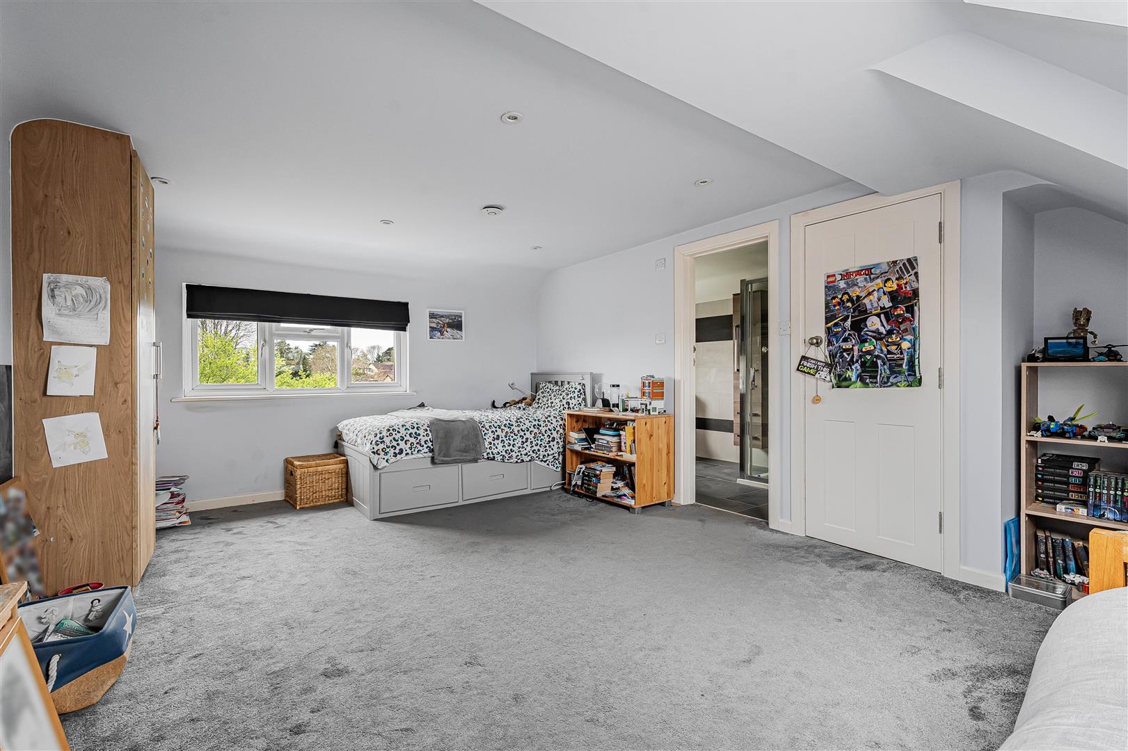 Woodcote Way Caversham Semi-Detached House for sale in Reading