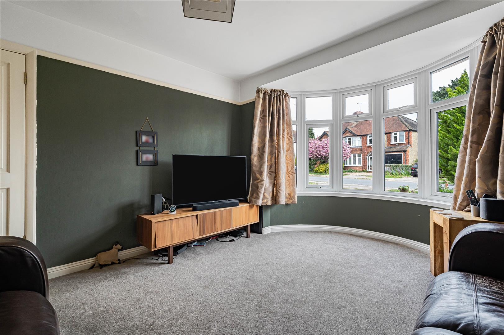 Woodcote Way Caversham Semi-Detached House for sale in Reading