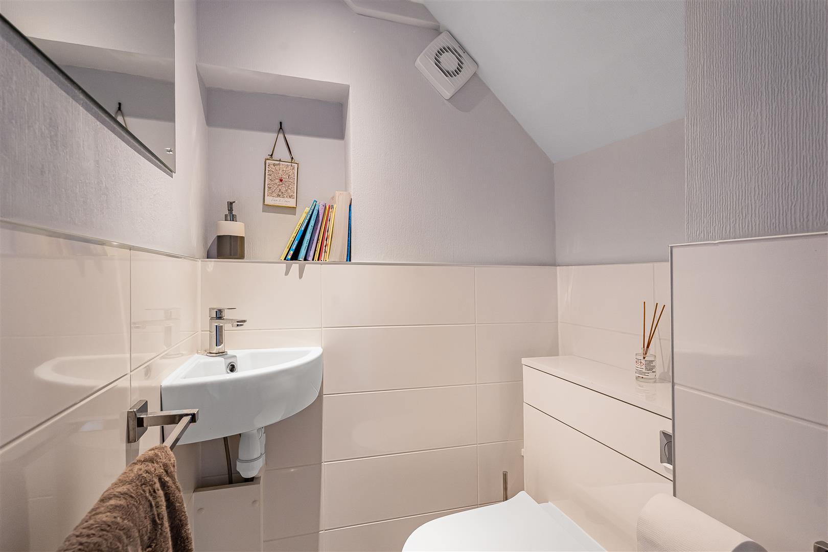 Woodcote Way Caversham Semi-Detached House for sale in Reading