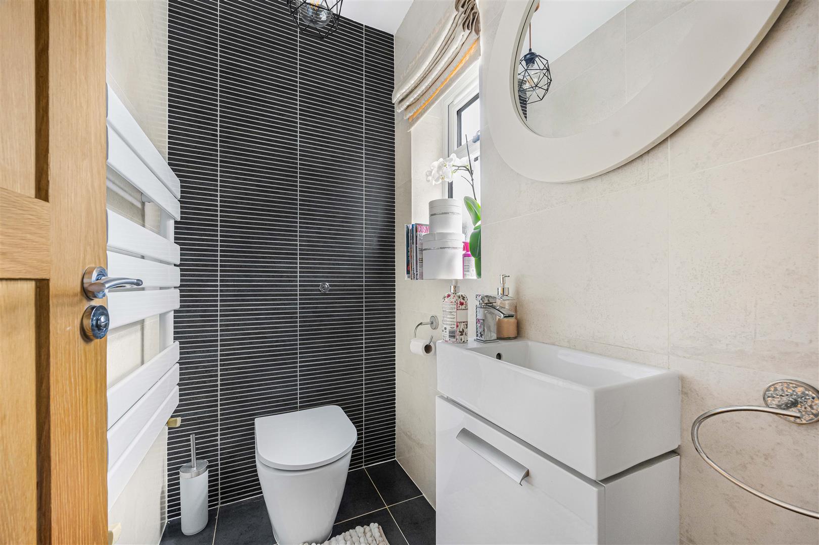 Ashwood Close Tilehurst Semi-Detached House for sale in Reading