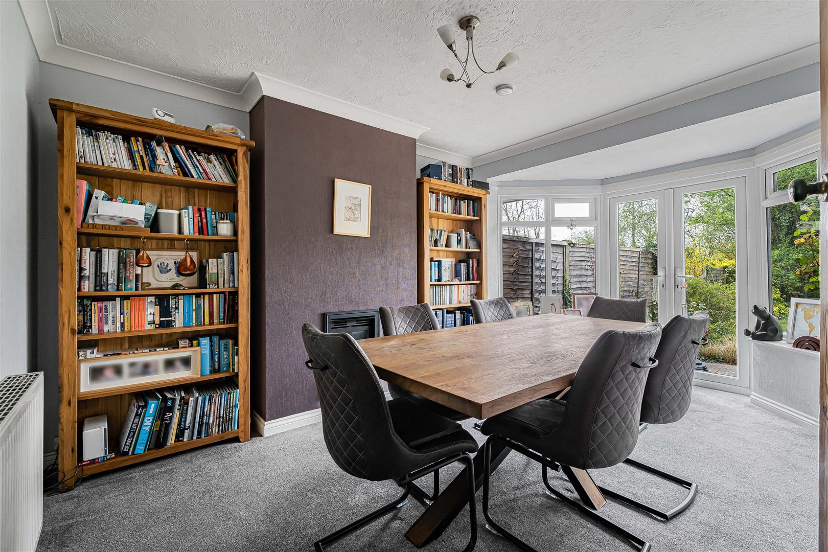 Woodcote Way Caversham Semi-Detached House for sale in Reading