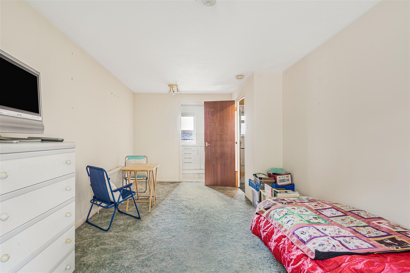 Cheriton Court Reading Flat for sale in Reading