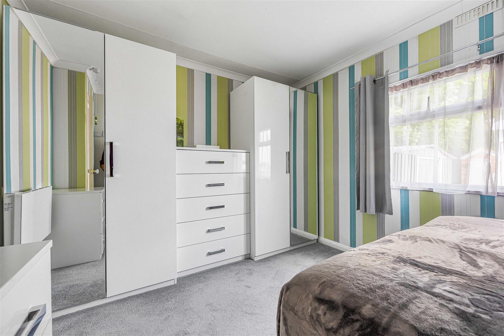 Peppard Road Emmer Green house for sale in Reading