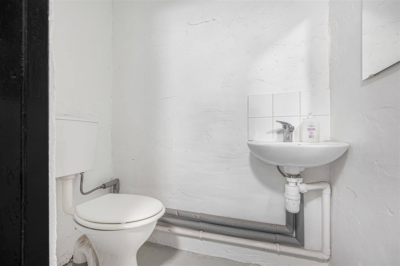 Send Road Caversham Link Detached House for sale in Reading