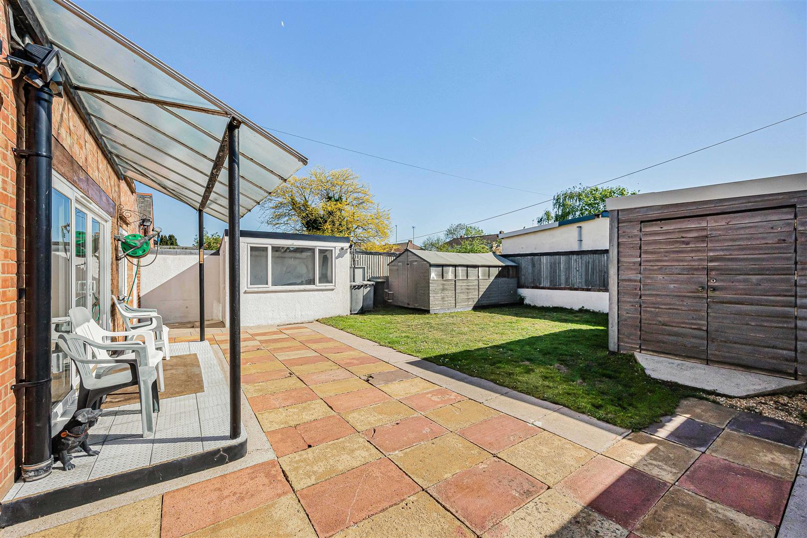 Send Road Caversham Link Detached House for sale in Reading