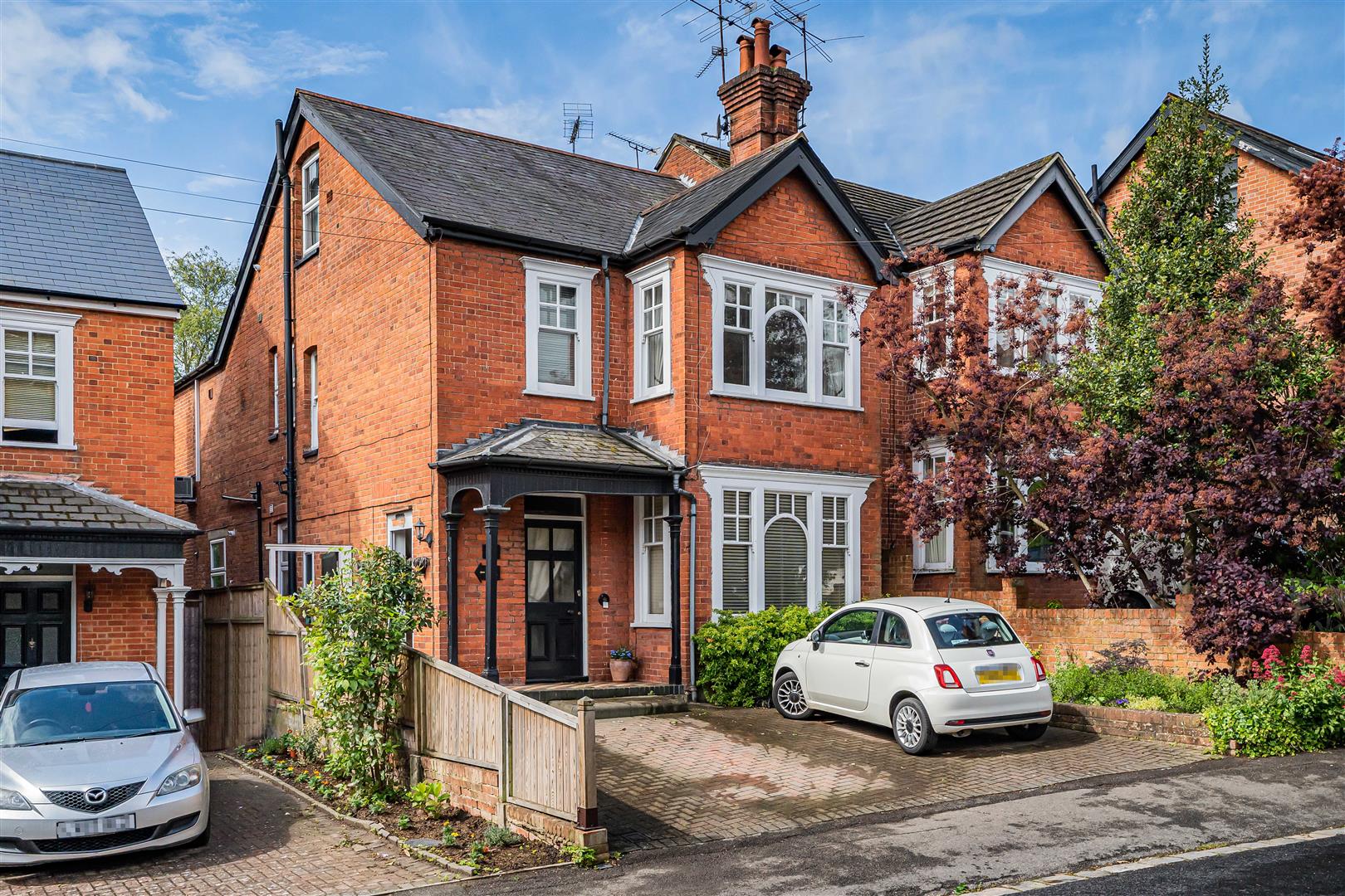 Priest Hill Caversham Apartment for sale in Reading