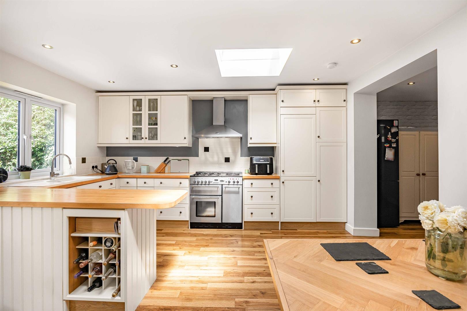 Kidmore Lane Sonning Common Semi-Detached House for sale in Reading
