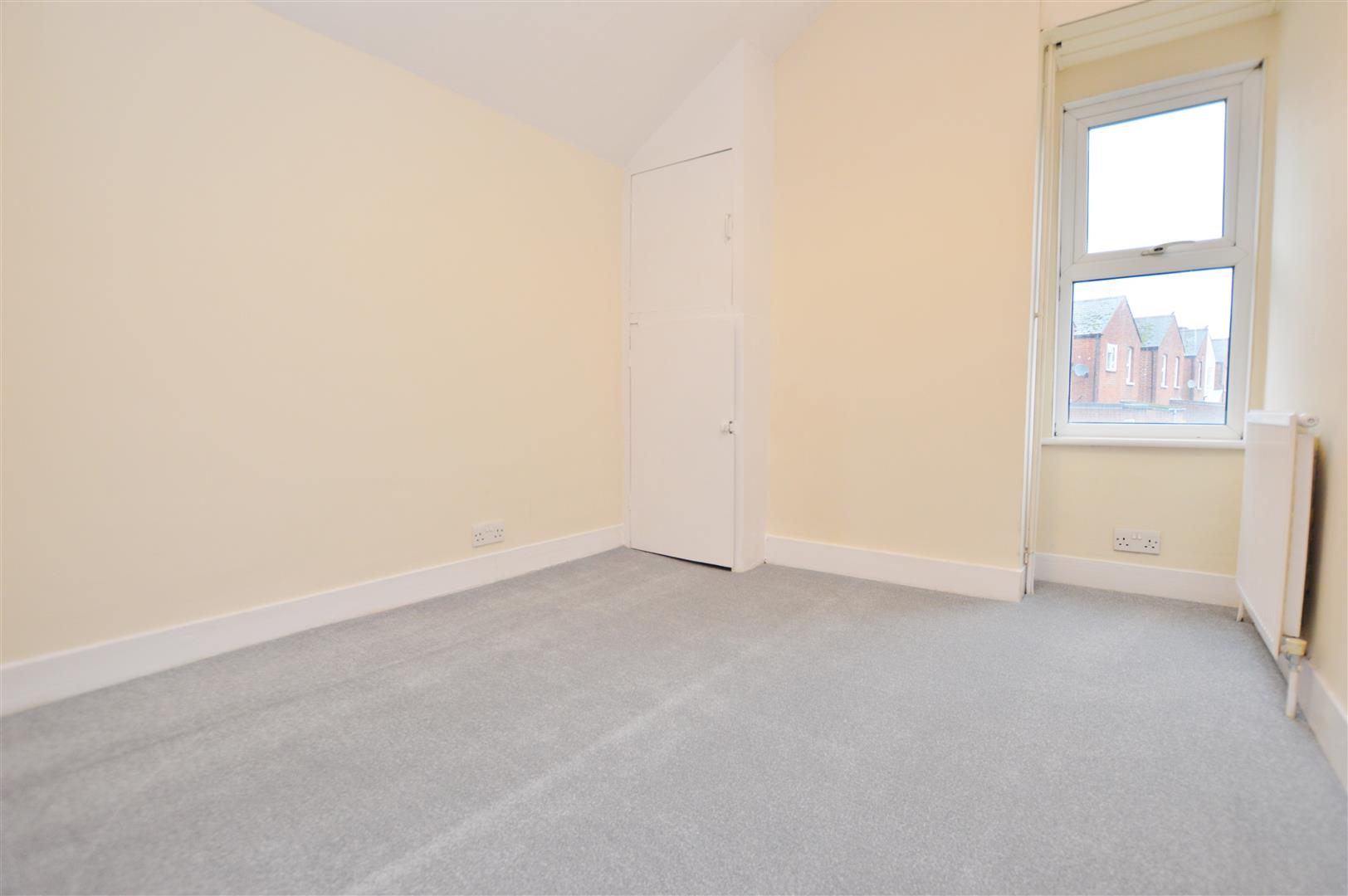 Cardiff Road Reading Terraced House for sale in Reading