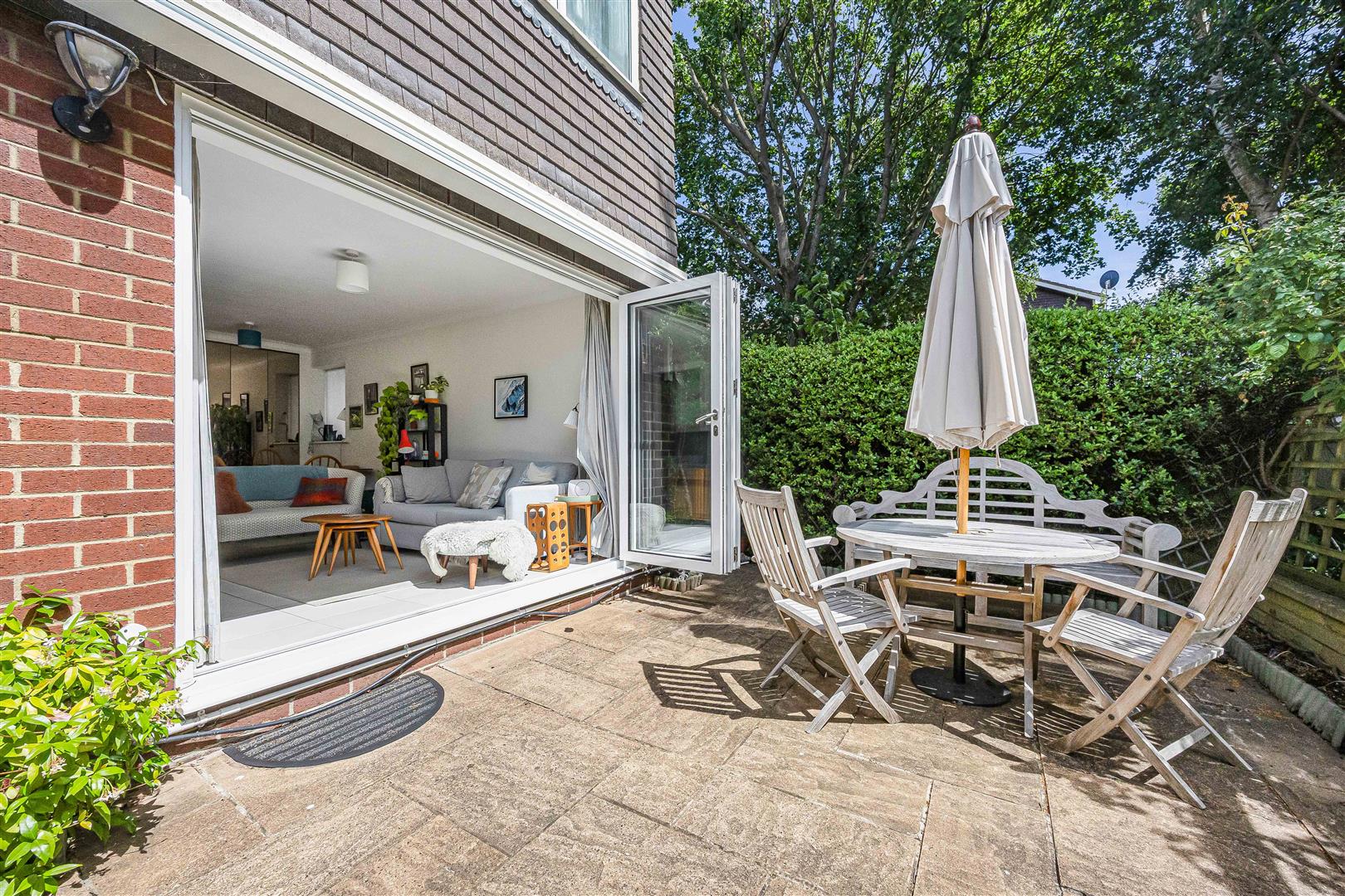 Crendon Court Caversham Apartment for sale in Reading