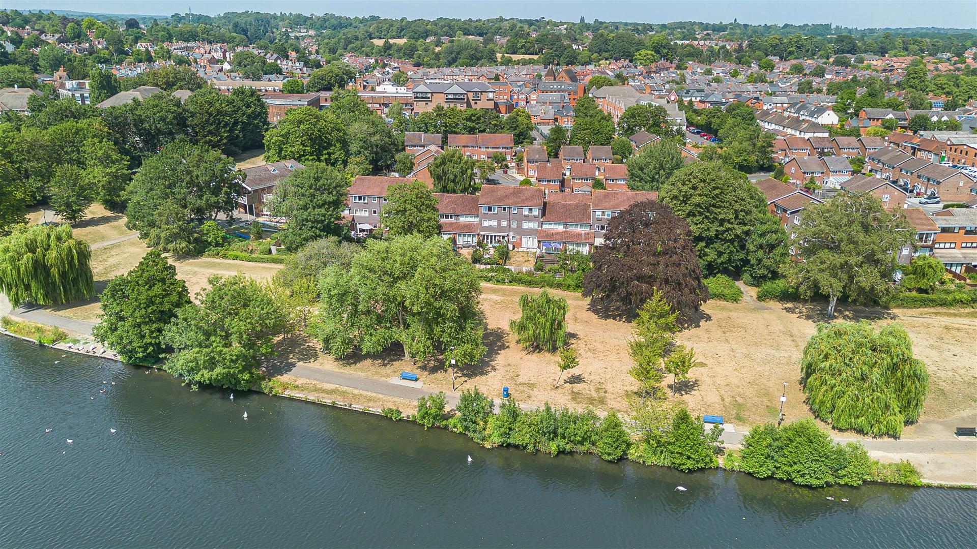 Crendon Court Caversham Apartment for sale in Reading