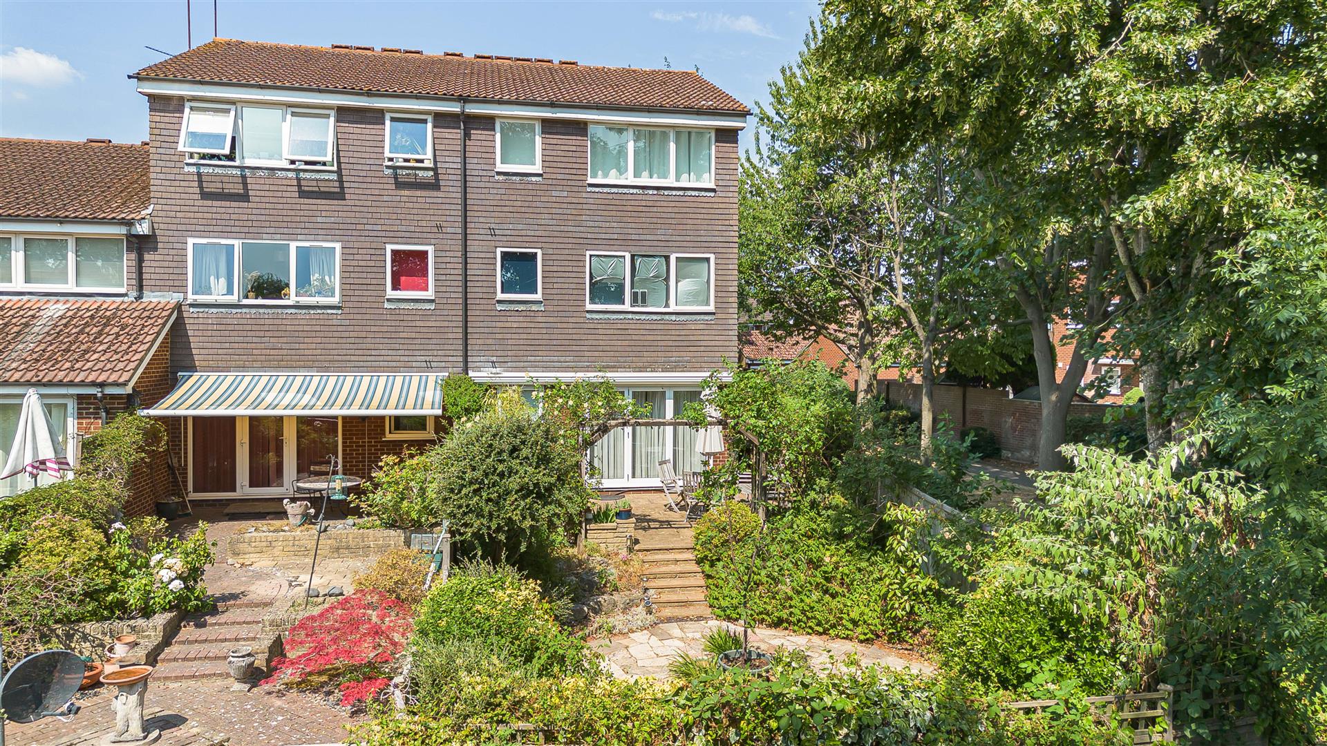 Crendon Court Caversham Apartment for sale in Reading