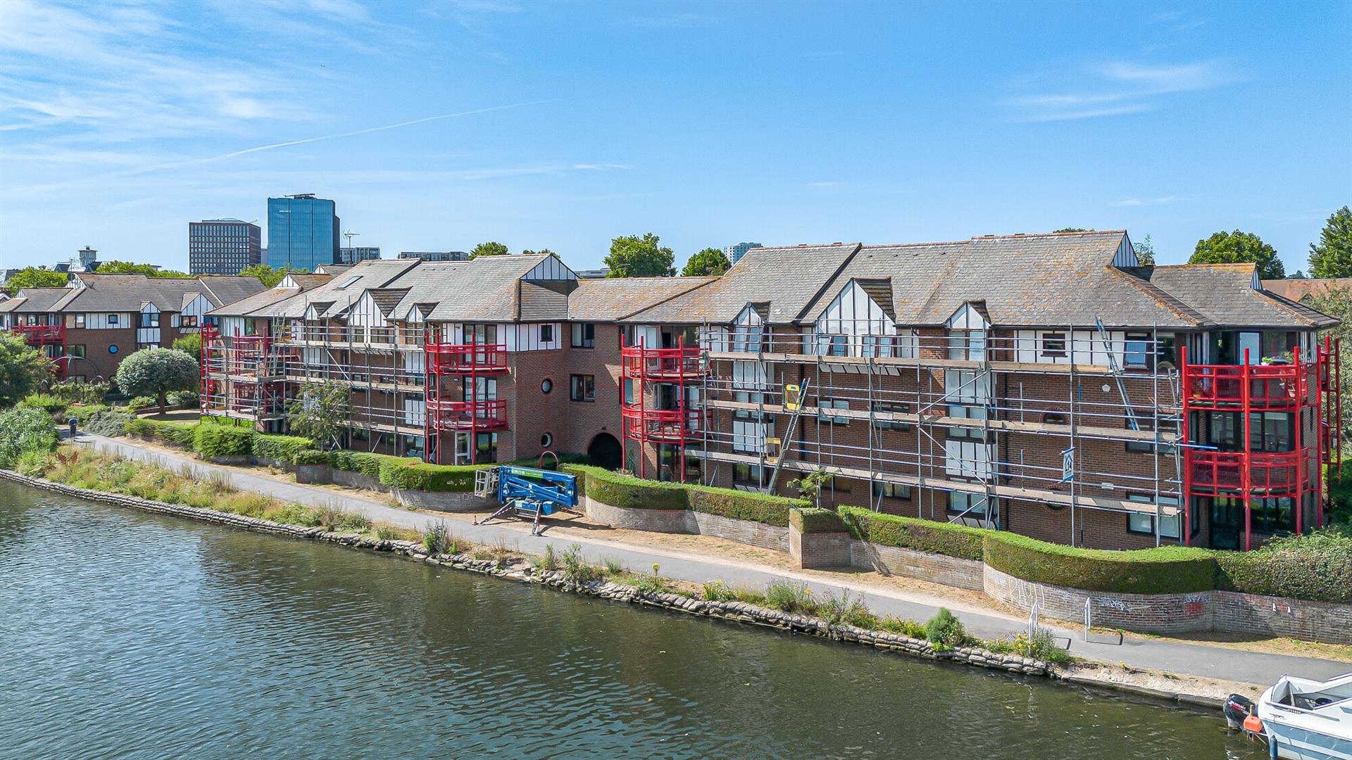 Caversham Wharf, Waterman Place  Apartment for sale in Reading