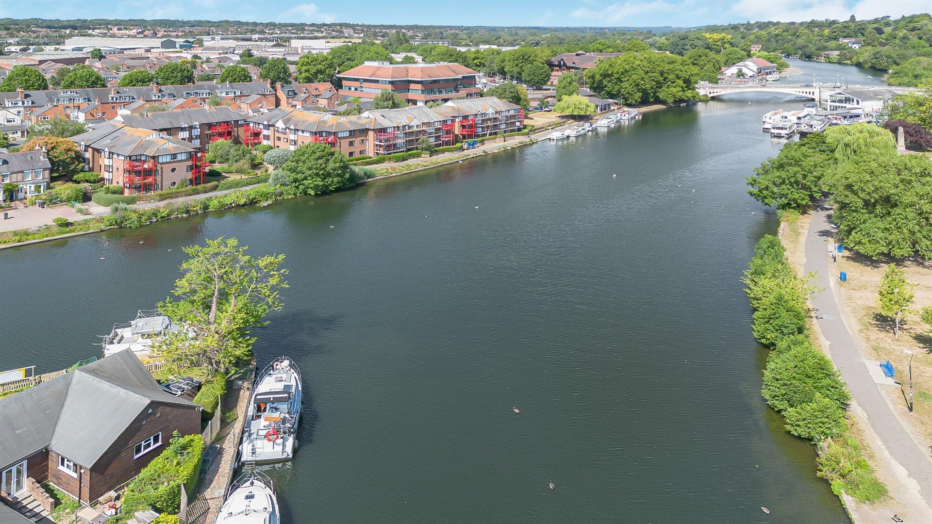 Caversham Wharf, Waterman Place  Apartment for sale in Reading