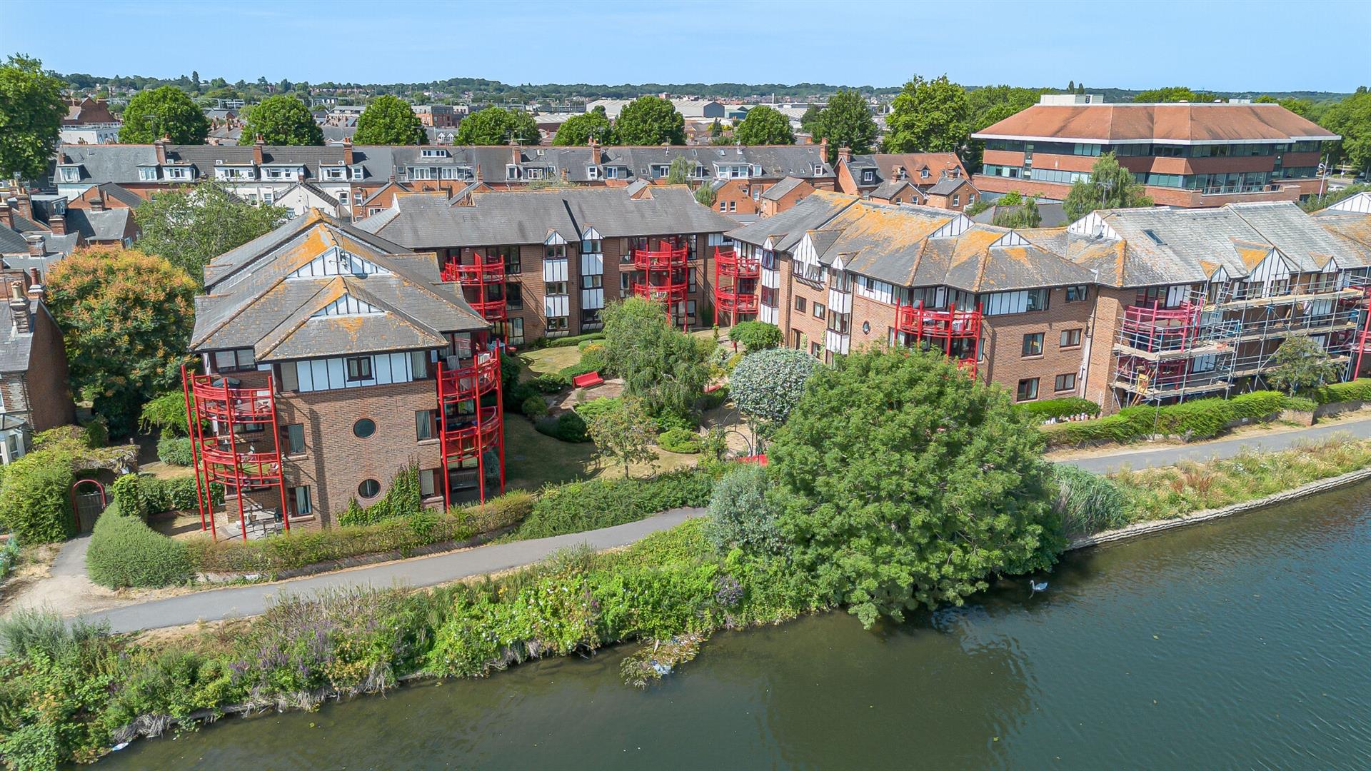 Caversham Wharf, Waterman Place  Apartment for sale in Reading