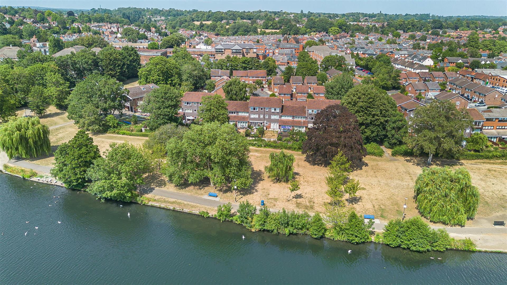 Crendon Court Caversham Apartment for sale in Reading