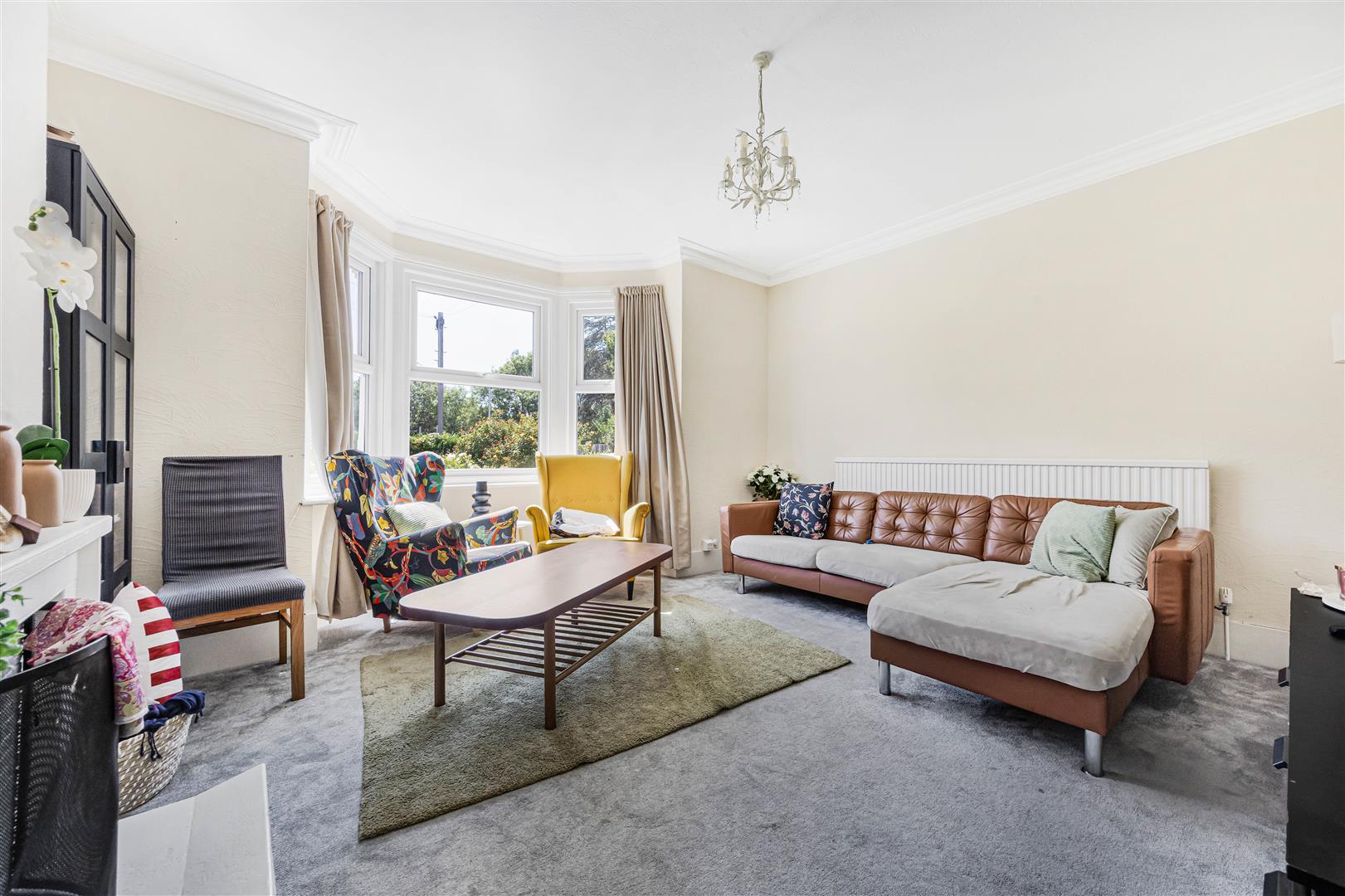 South View Avenue Caversham Semi-Detached House for sale in Reading