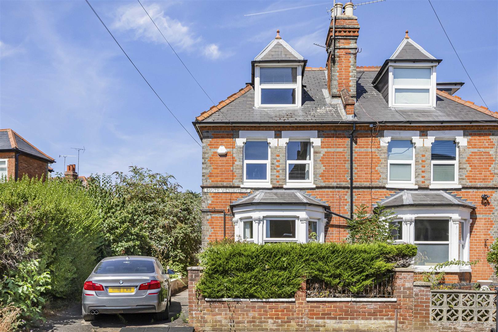 South View Avenue Caversham Semi-Detached House for sale in Reading