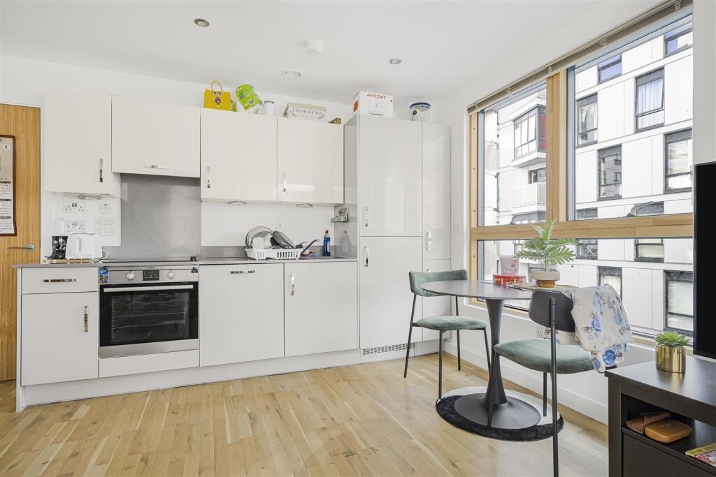 Alfred Street  Flat for sale in Reading