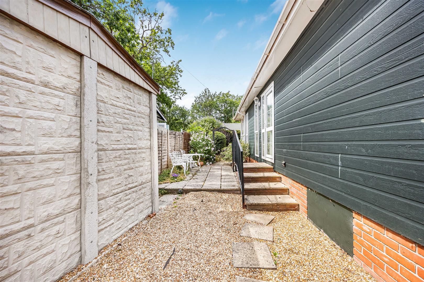Garston Park Tilehurst house for sale in Reading