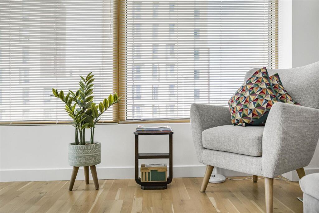 Alfred Street  Flat for sale in Reading