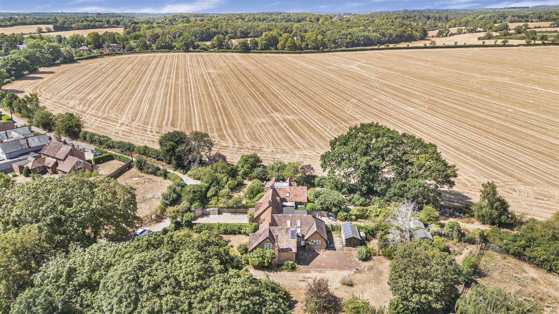 Chalkhouse Green Caversham Cottage for sale in Reading
