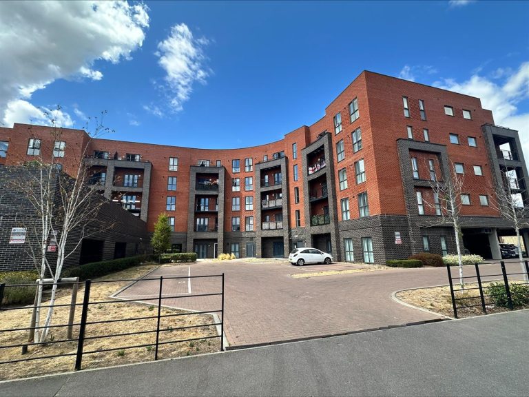 Nightingale Way, Reading