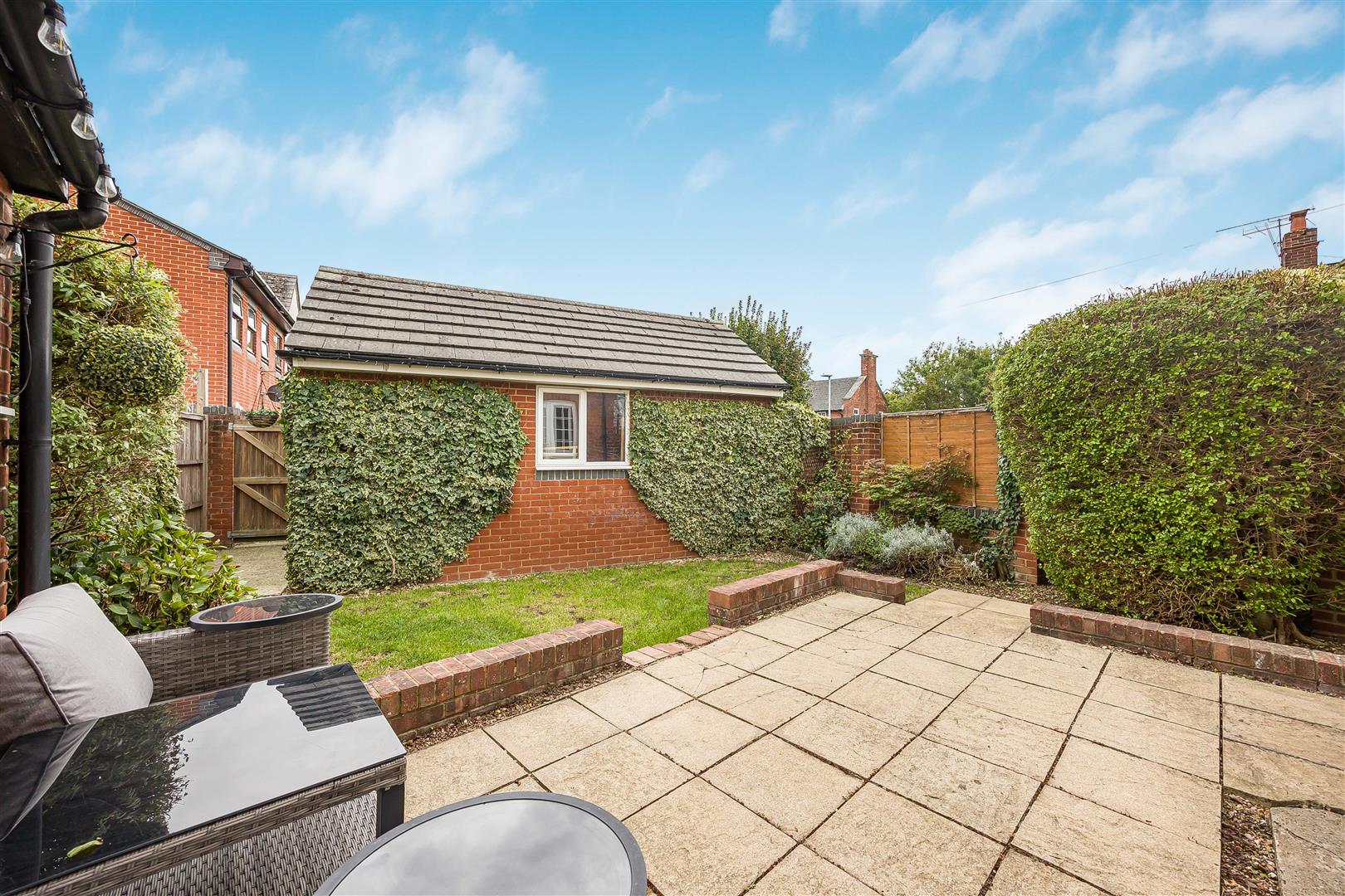 Wolsey Road Caversham End of Terrace House for sale in Reading