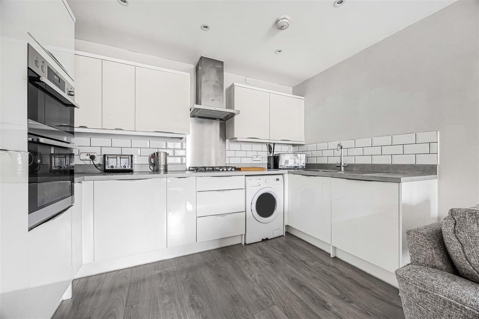 Wildflower Drive Calcot Flat for sale in Reading