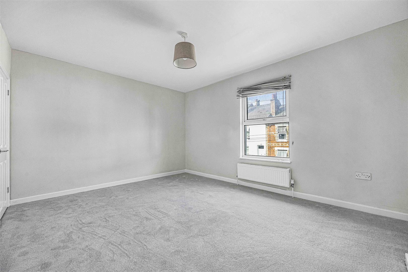 William Street Reading Terraced House for sale in Reading